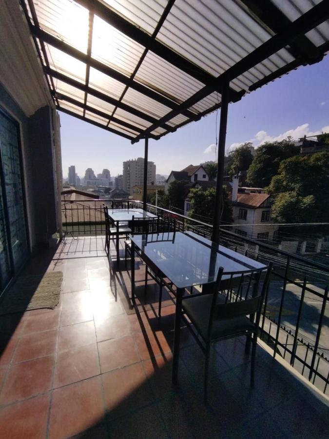 Hostal Casa Lhotse 比尼亚德尔马 外观 照片